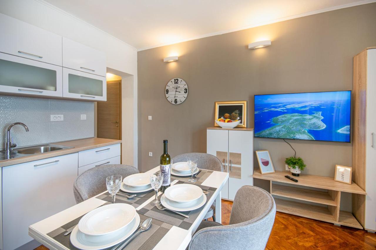 Apartments Villa Luce Makarska Exterior photo